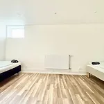 Workers - Construction Worker Housing بيت للعطل *