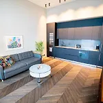 Penthouse 70th Floor Karlatornet شقة