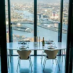 شقة Penthouse 70th Floor Karlatornet *
