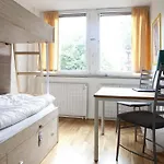 Slottsskogens Hostel