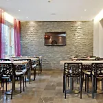Allen - Sure By Western Allen Hotel