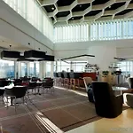 Upper House Szálloda 5*
