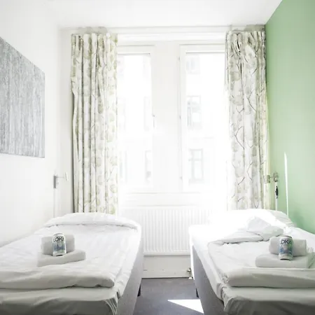 Slottsskogen Hotel