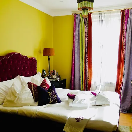 Dorsia & Restaurant Hotel