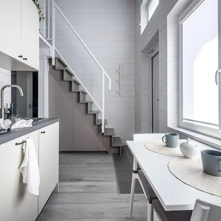 Stylish And Full Equip Studio For A Perfect