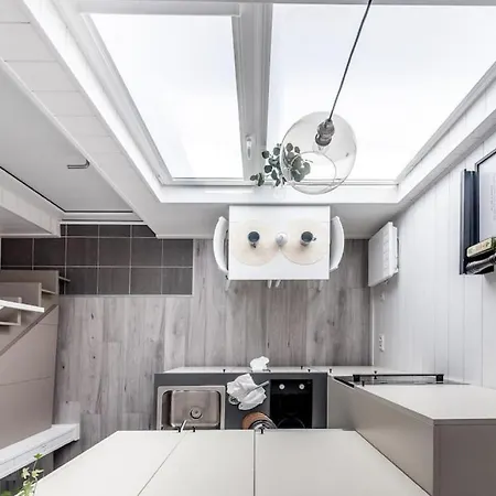 Stylish And Full Equip Studio For A Perfect Apartment