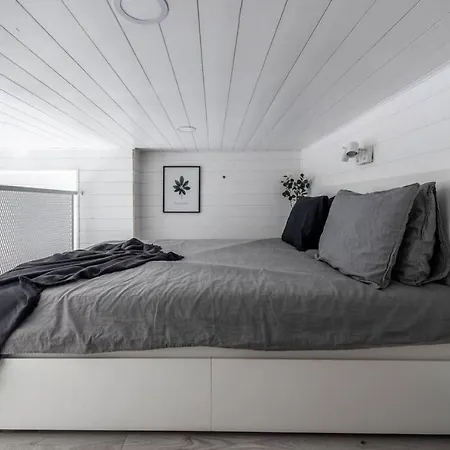 Apartment Stylish And Full Equip Studio For A Perfect