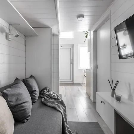 Stylish And Full Equip Studio For A Perfect * Göteborg