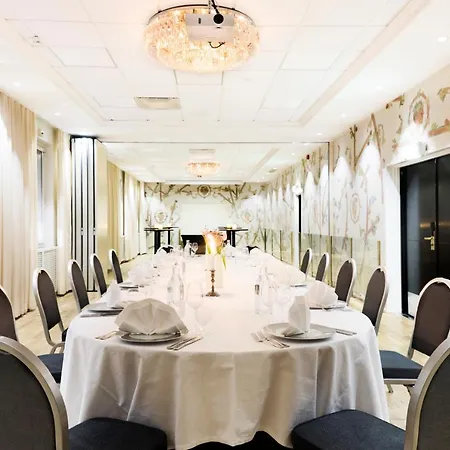 Elite Park Avenue 4*