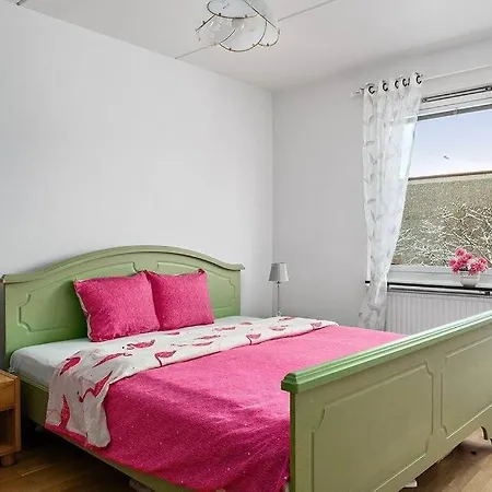 Cozy And Nice 75 Sqm Near Nature & City Гётеборг