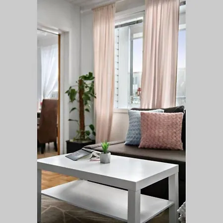 Lägenhet Cozy And Nice 75 Sqm Near Nature & City