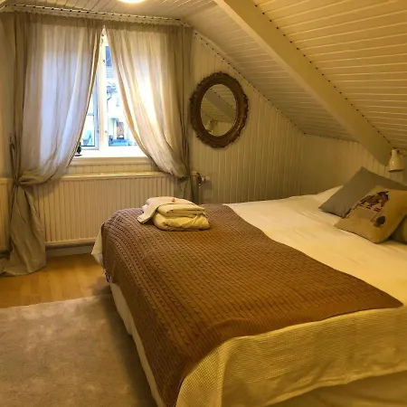 Pia's House Villa *