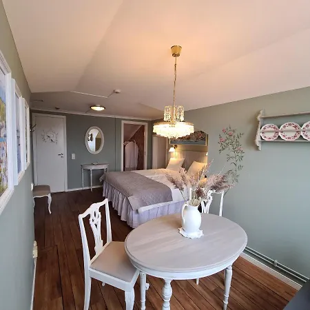 Styrsoe Skaeret & Restaurang Hotel