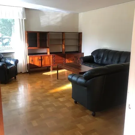 Lugnt Boende Villa *