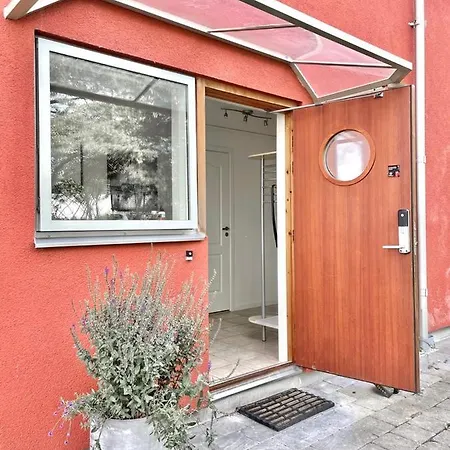 Björkö, Lägenhet Nära Bad Och Lägenhet Göteborg