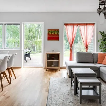 Large Family In With Garden Gotenburg