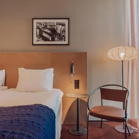Hotel Quality The Weaver 4*