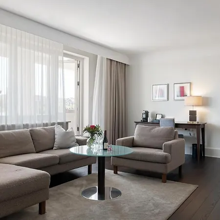 Elite Park Avenue Hotel 4*