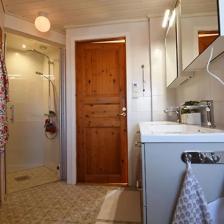Nice And Comfortable At The Historic Naset In The Archipelago *