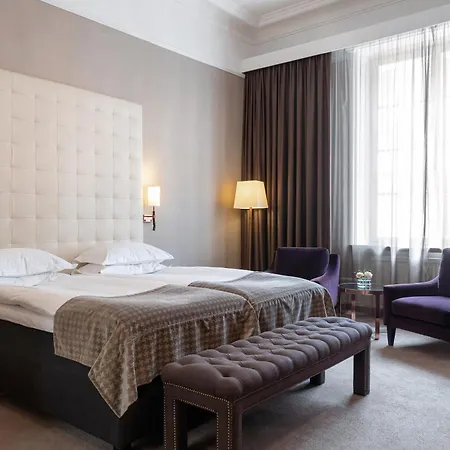 Elite Plaza Hotel