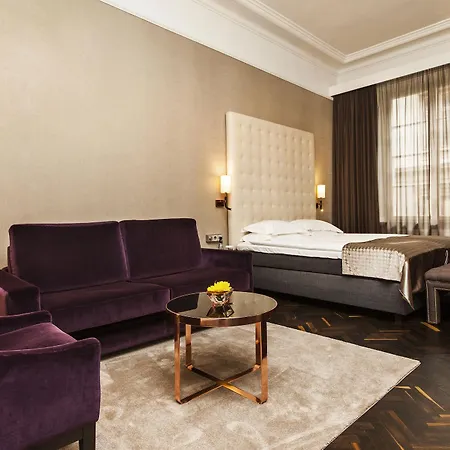 Elite Plaza 4*