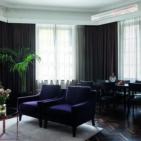 Elite Plaza Hotel