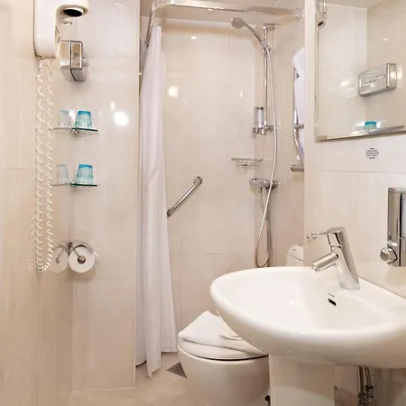 Hotel Center - Sure By Western 3*