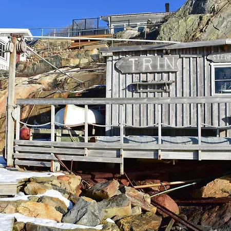 Stunning In Torslanda With Jacuzzi, Sauna And Wifi Holiday home Gothenburg