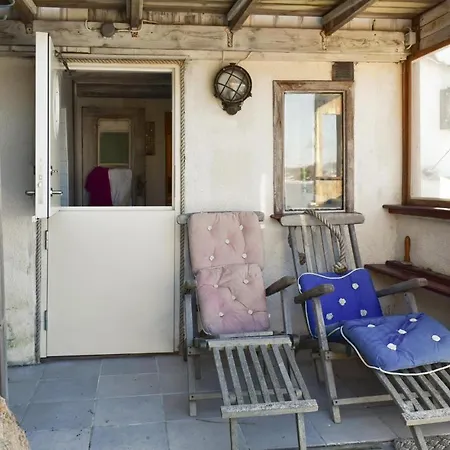 Stunning In Torslanda With Jacuzzi, Sauna And Wifi *
