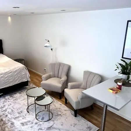 Exclusive Near The Ocean In Hovas Gothenburg