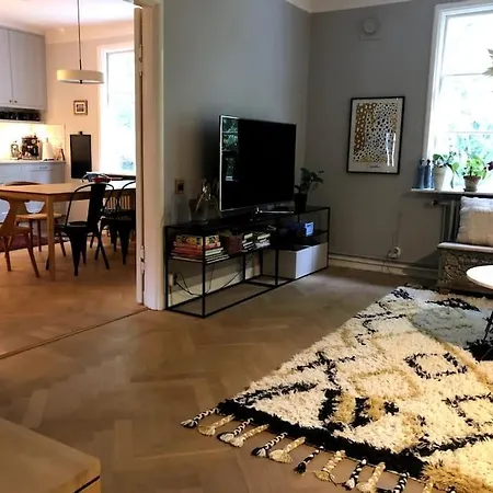 Apartment Premium Lagenhet I Centrala Goteborg, Kungsladugard Gothenburg