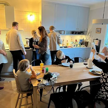 Premium Lagenhet I Centrala Goteborg, Kungsladugard Apartment *