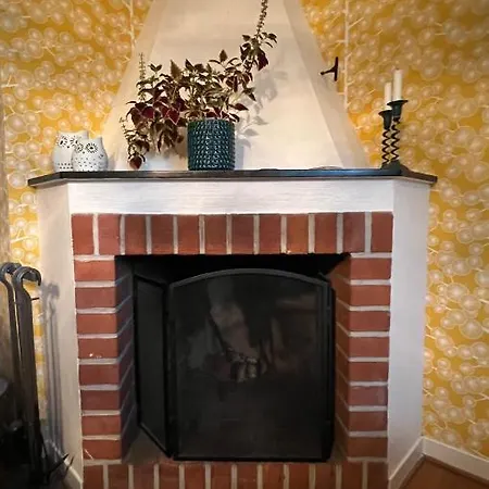 Villa The Yellow Townhouse *