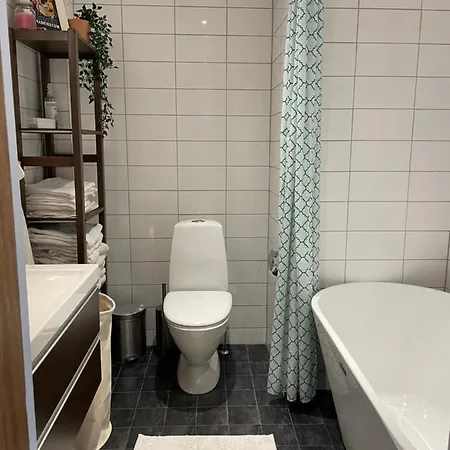 The Yellow Townhouse * גטבורג