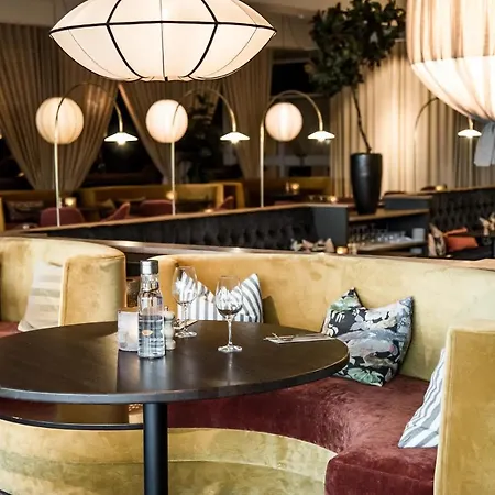 Отель Arken & Art Garden 4*