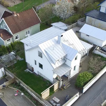 Villa Thomas *