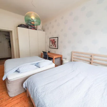 Centrally Located Spacious Room * Göteborg