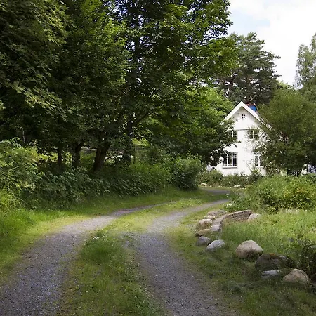 Torpet Mon Bed and breakfast