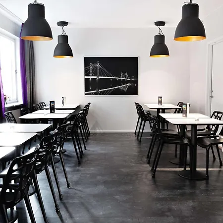 ホテル Western Arena