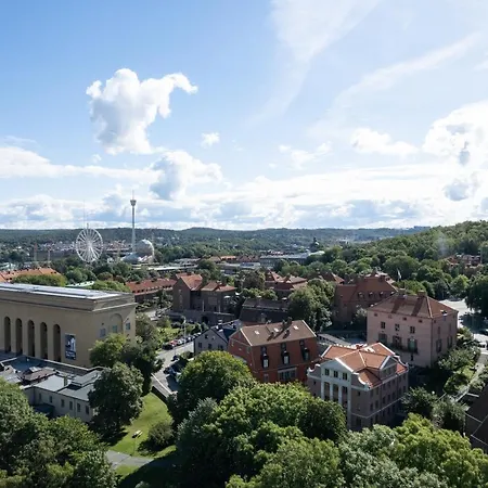 Live And Ekmanska 公寓式酒店 *