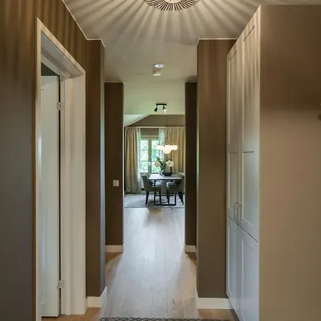 Live And Ekmanska 公寓式酒店 *