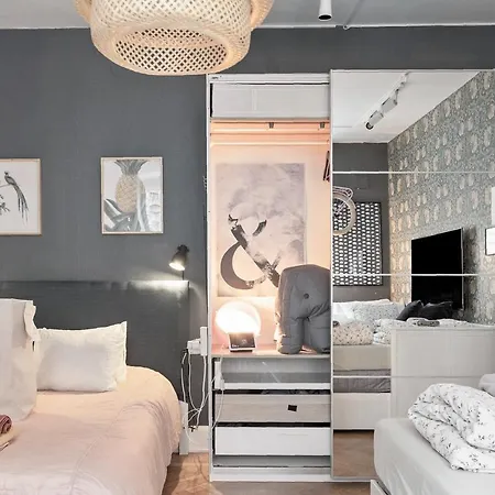 Bed & Breakfast Ow, By A&j - Familj & Bilen & Hunden - Liseberg & Avenyn! 4*