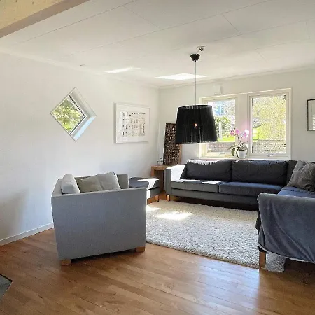 Torslanda Iii Holiday home *