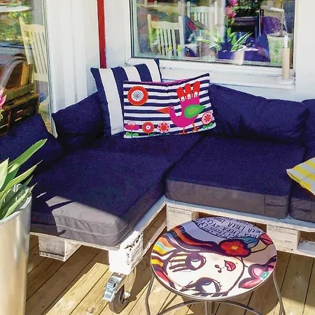 بيت للعطل Nice In Svedalen With 4 Bedrooms And Wifi