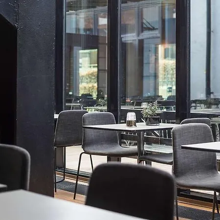 Quality 11 & Eriksbergshallen 호텔 예테보리