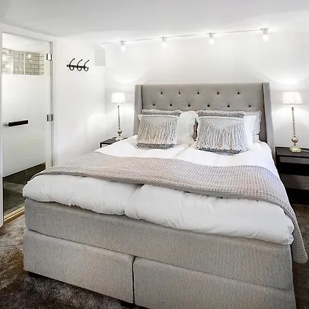 Wow, Foereningsgatan 9