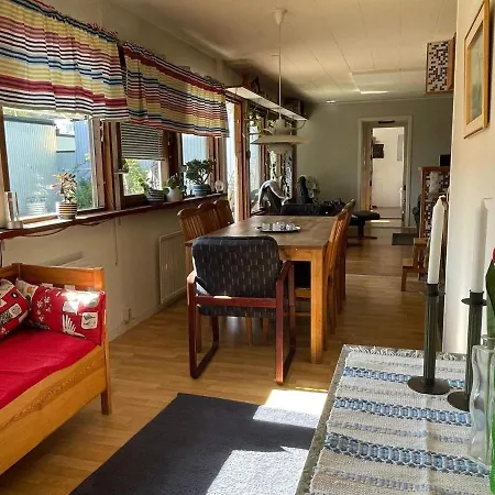 Ferienhaus 5 Person In Vaestra Froelunda