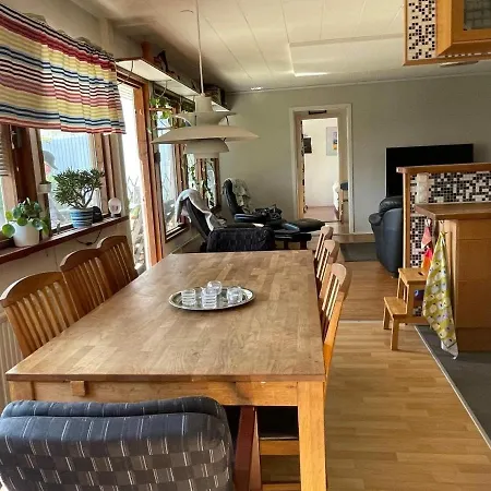 Ferienhaus 5 Person In Vaestra Froelunda