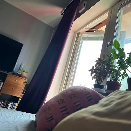 Central Apartment *