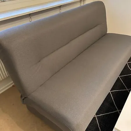Fyrarumslagenhet For Uthyrning